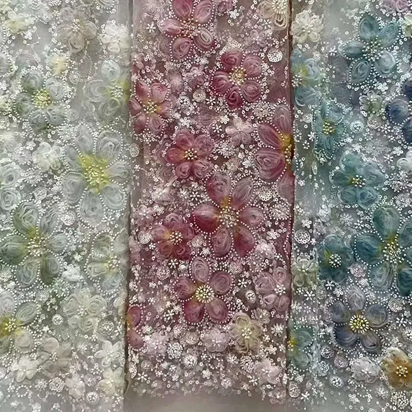 Fabraic Glan Bróidnéireachta Bláthanna Ribbon 3d le Sequins agus Coirníní