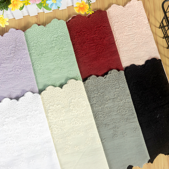 White Floret Cotton With Wavy Edges Lace Trim