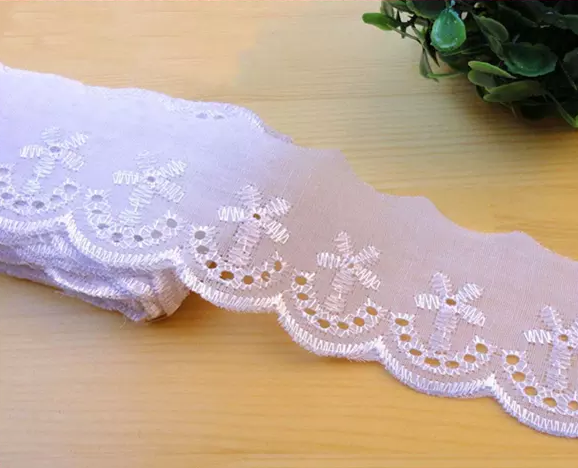 Faisean Saor Polyester White Bridal Bán TC Baile Átha Troim, ciumhsóga ildaite lása tc lása